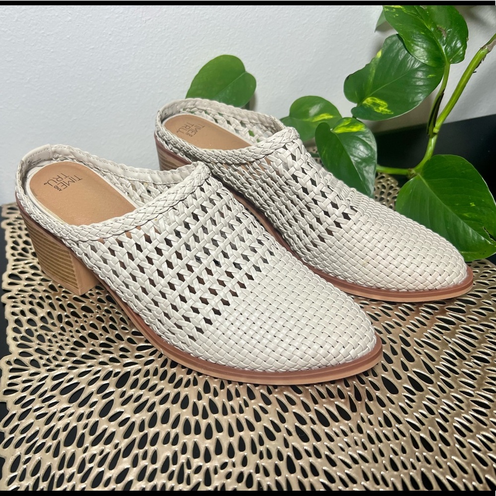 Woven Heeled Miles